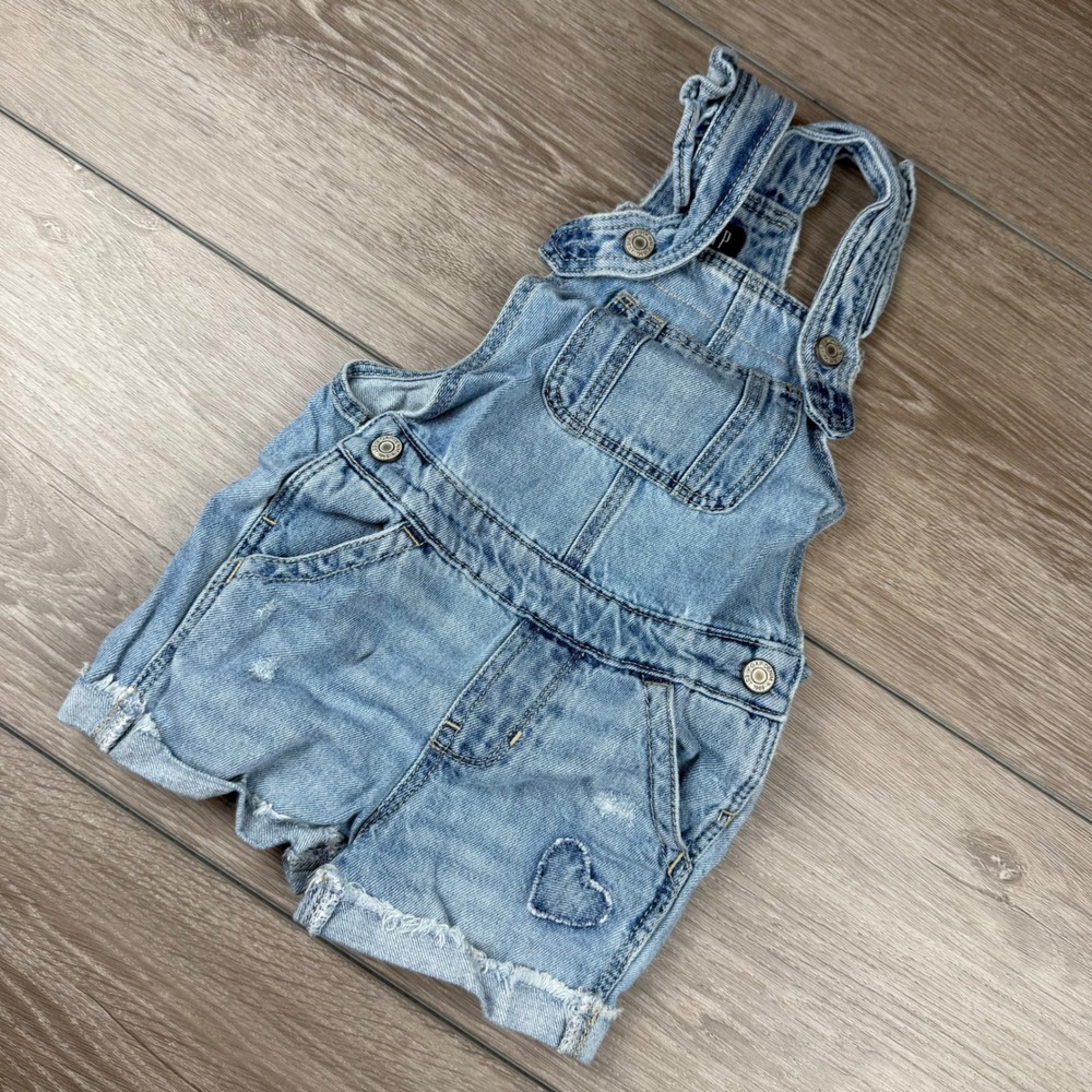 Gap Girls Denim Overall Shorts Heart Distressed Blue 2T